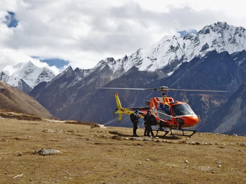 Langtang Gosaikunda Helicopter Tour